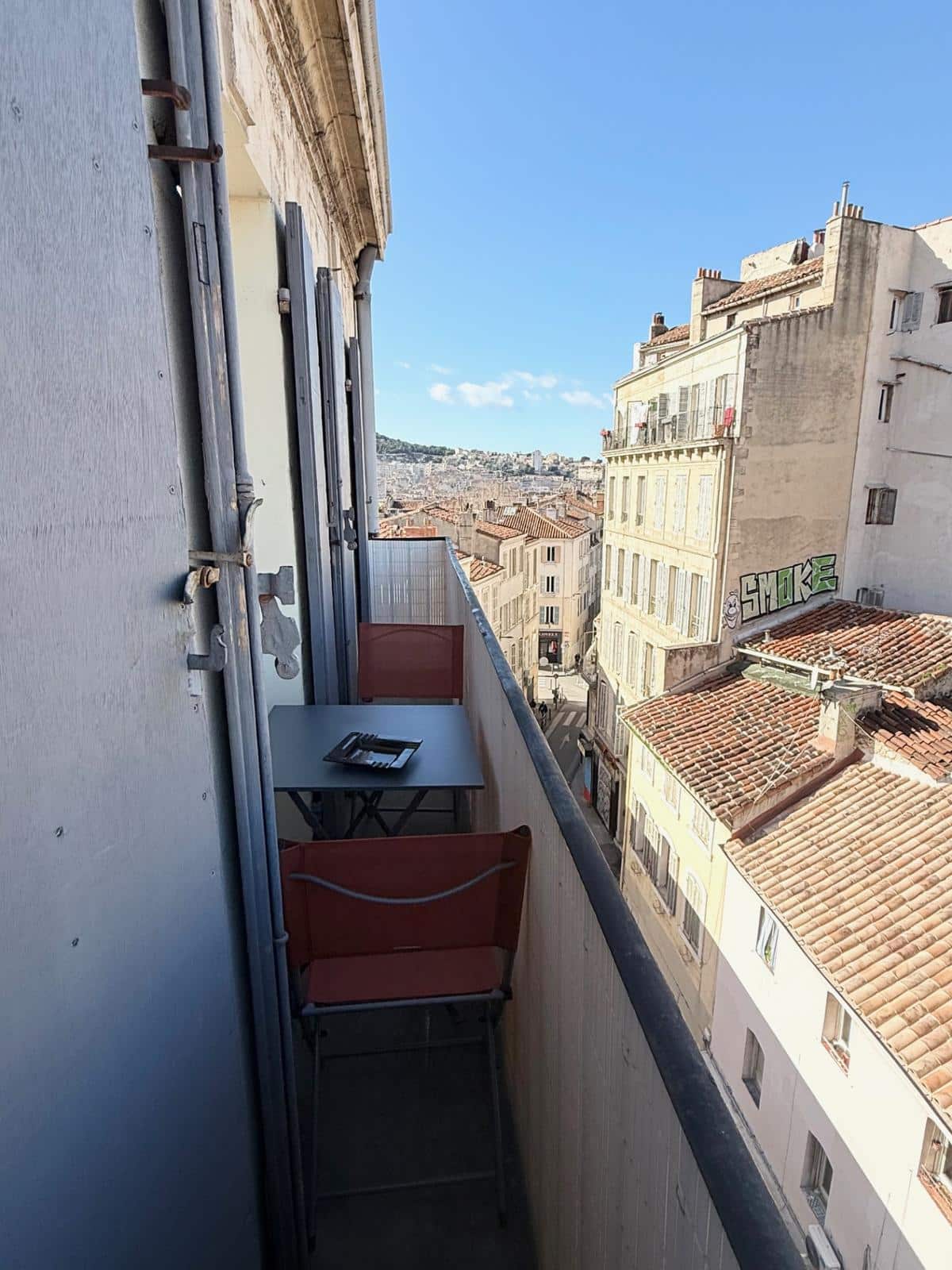 Type 4 de 78,90 m2 avec balcon Marseille 6ème