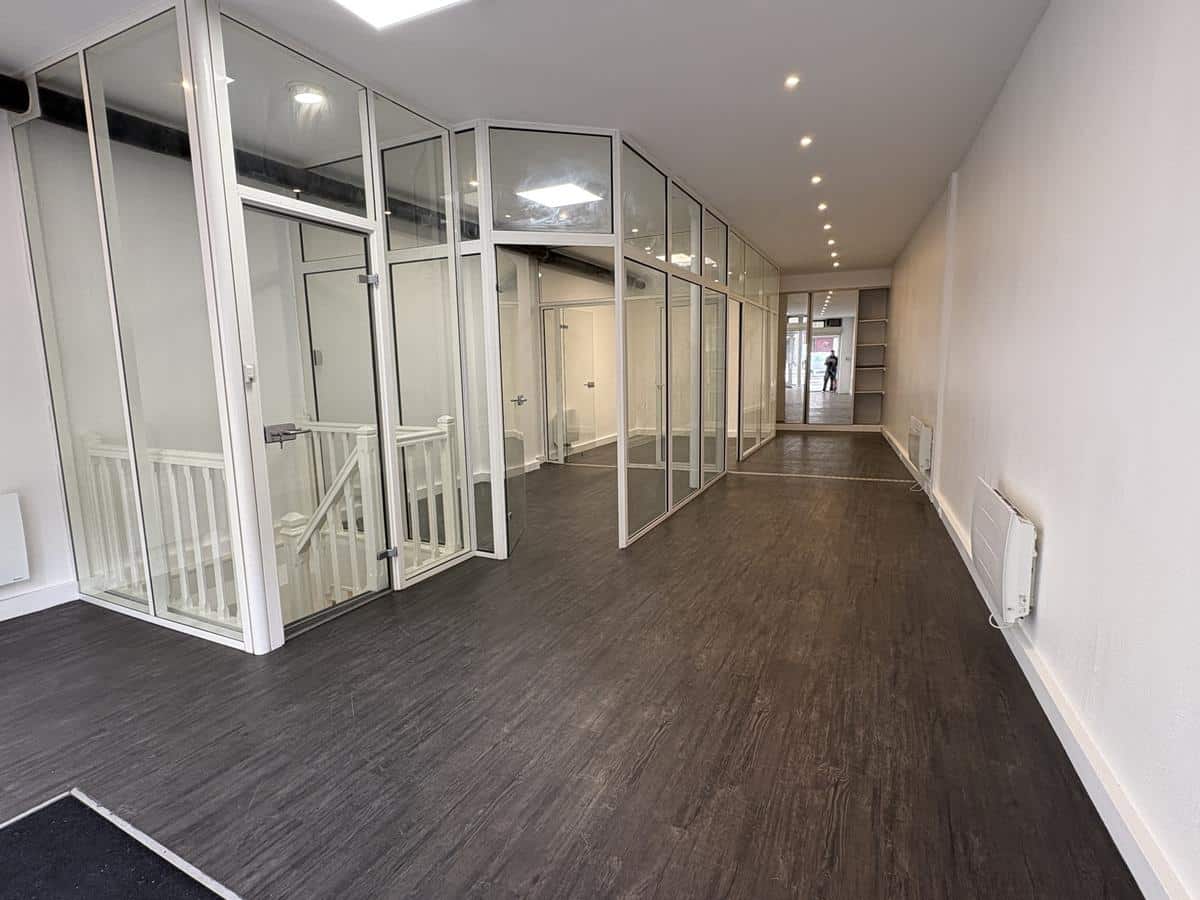 LOCAL COMMERCIAL BOULEVARD DE MAGENTA