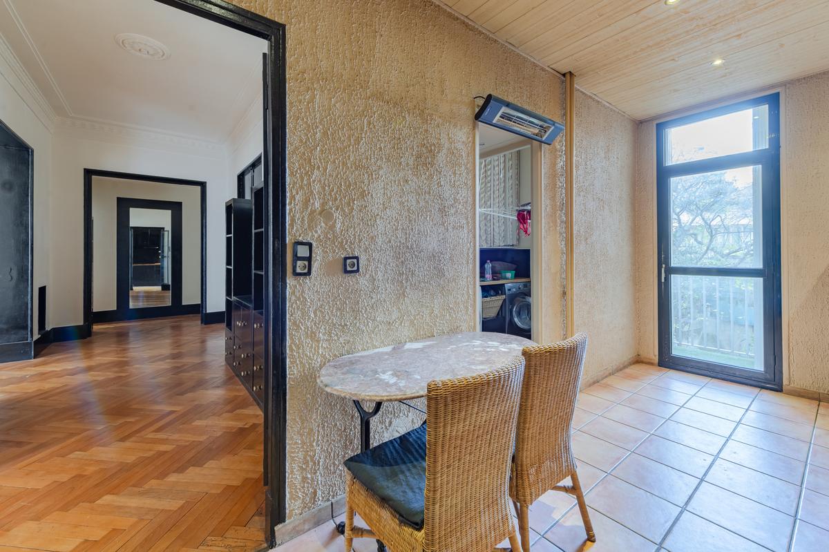 MARSEILLE 8TH ART DECO BUILDING MONTICELLI AREA PROVENCE