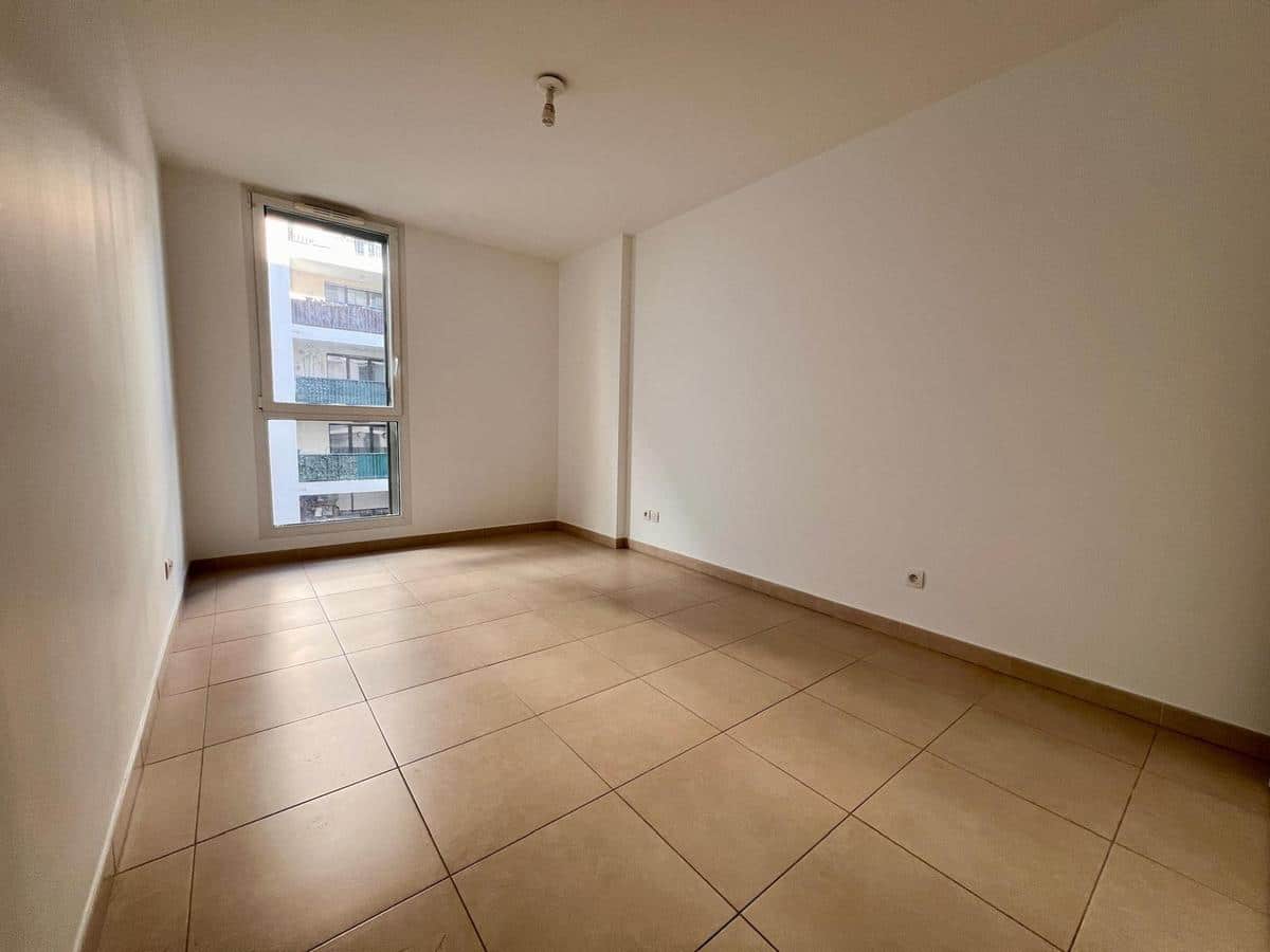 Type 3 rue de Suez 13007 Marseille