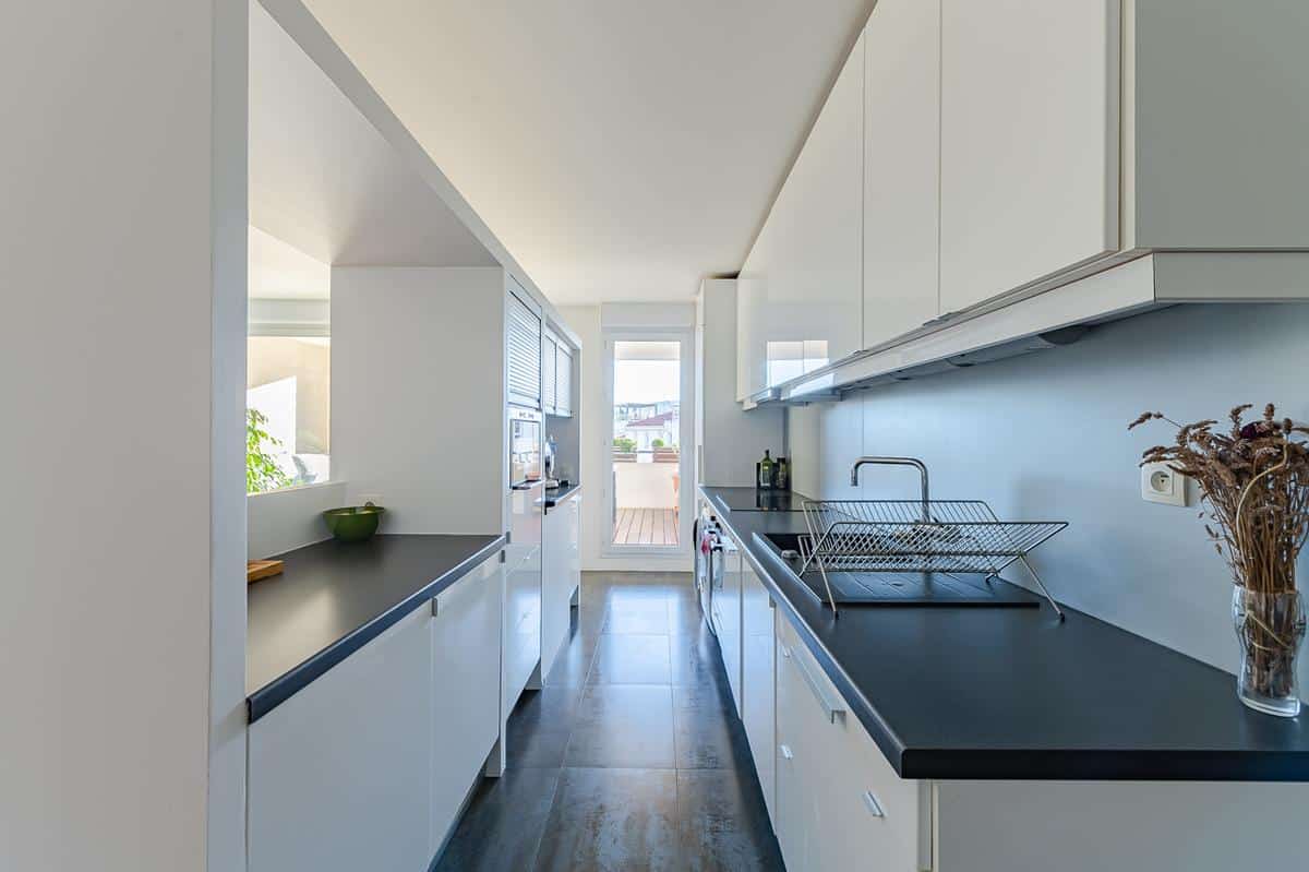 Type 4 de 90 m2 /terrasse / garage Marseille 8ème