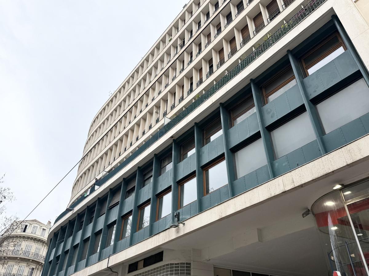 Type 1 de 34 m2 Marseille 1er