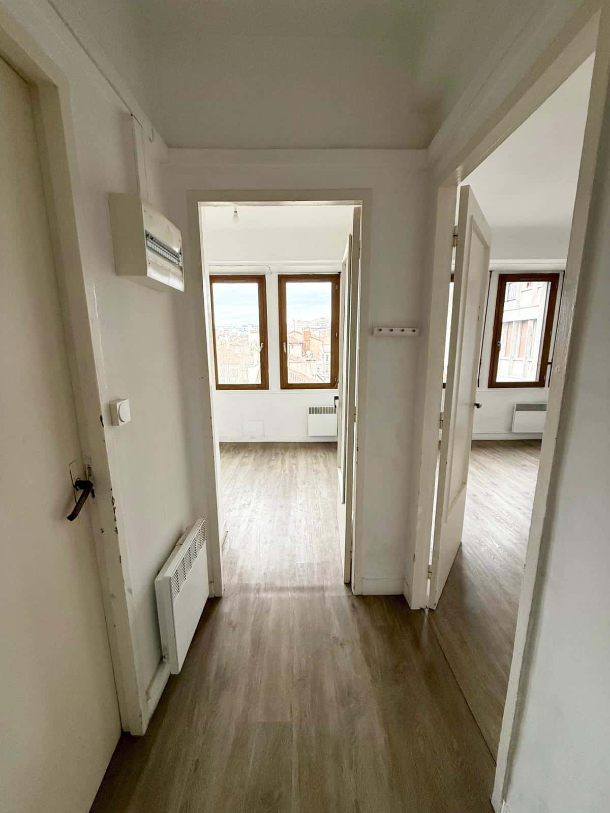 Type 1 of 34 m2 Marseille 1st