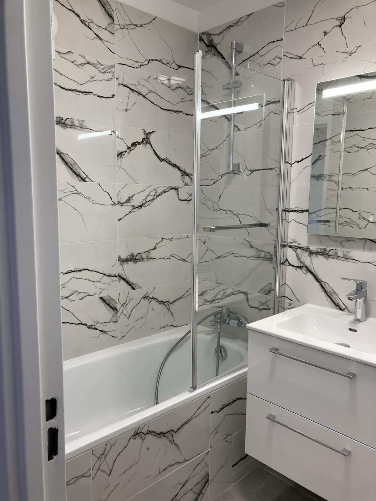 18ème MONTMARTRE/RUE DES AMIRAUX : DEUX PIÈCES REFAIT À NEUF