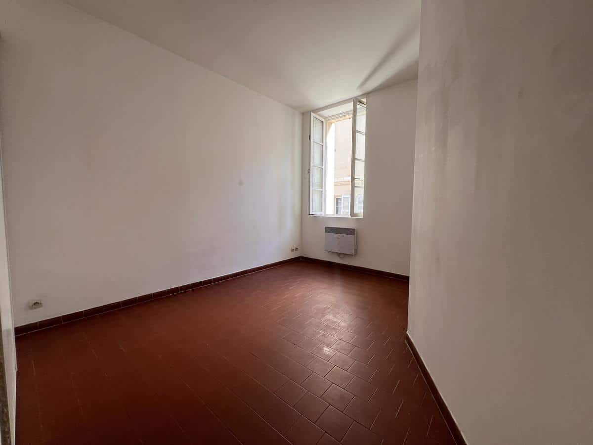 T3 GRANDE TERRASSE – MARSEILLE 13001