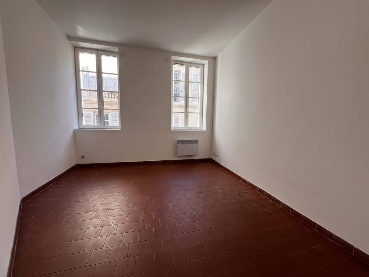 T3 LARGE TERRACE – MARSEILLE 13001