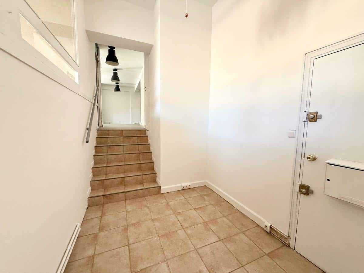 Local commercial 63 m2 Marseille 8ème