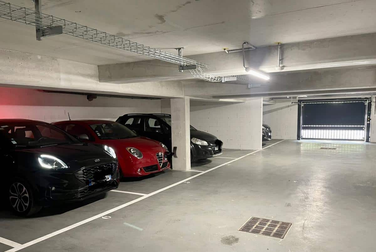 T2 neuf, climatisé et meublé -Avec parking – Proche centre-v