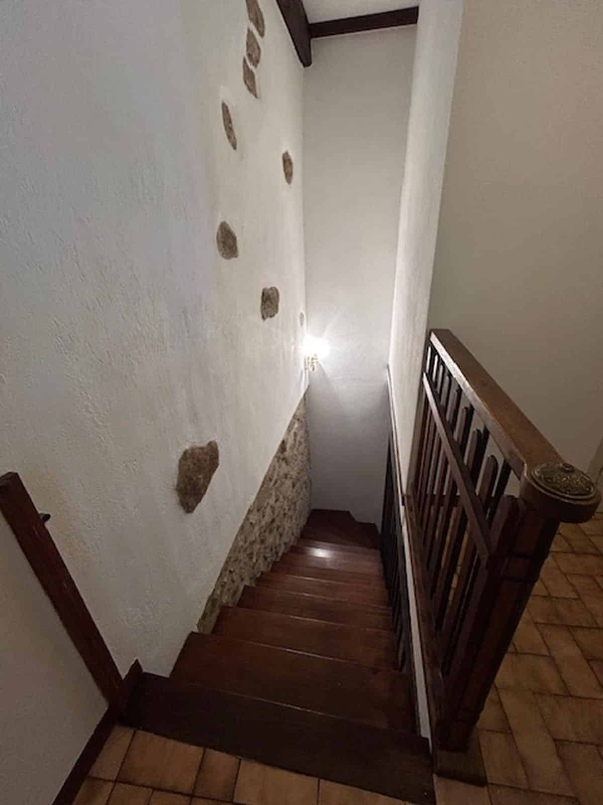 T3 TOWNHOUSE FOR RENT IN SALON