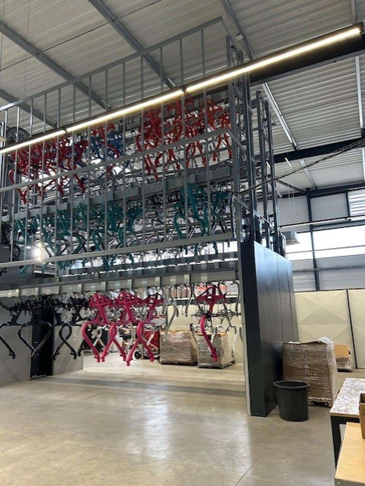 Locaux d’activité de 1831m2 à louer à Miramas