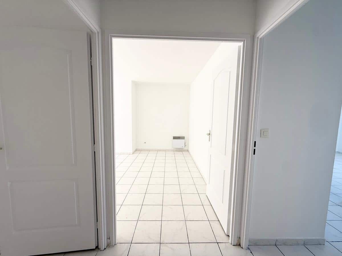 Type 3 of 68 m2 + terraces of 13 m2 + garage + cellar