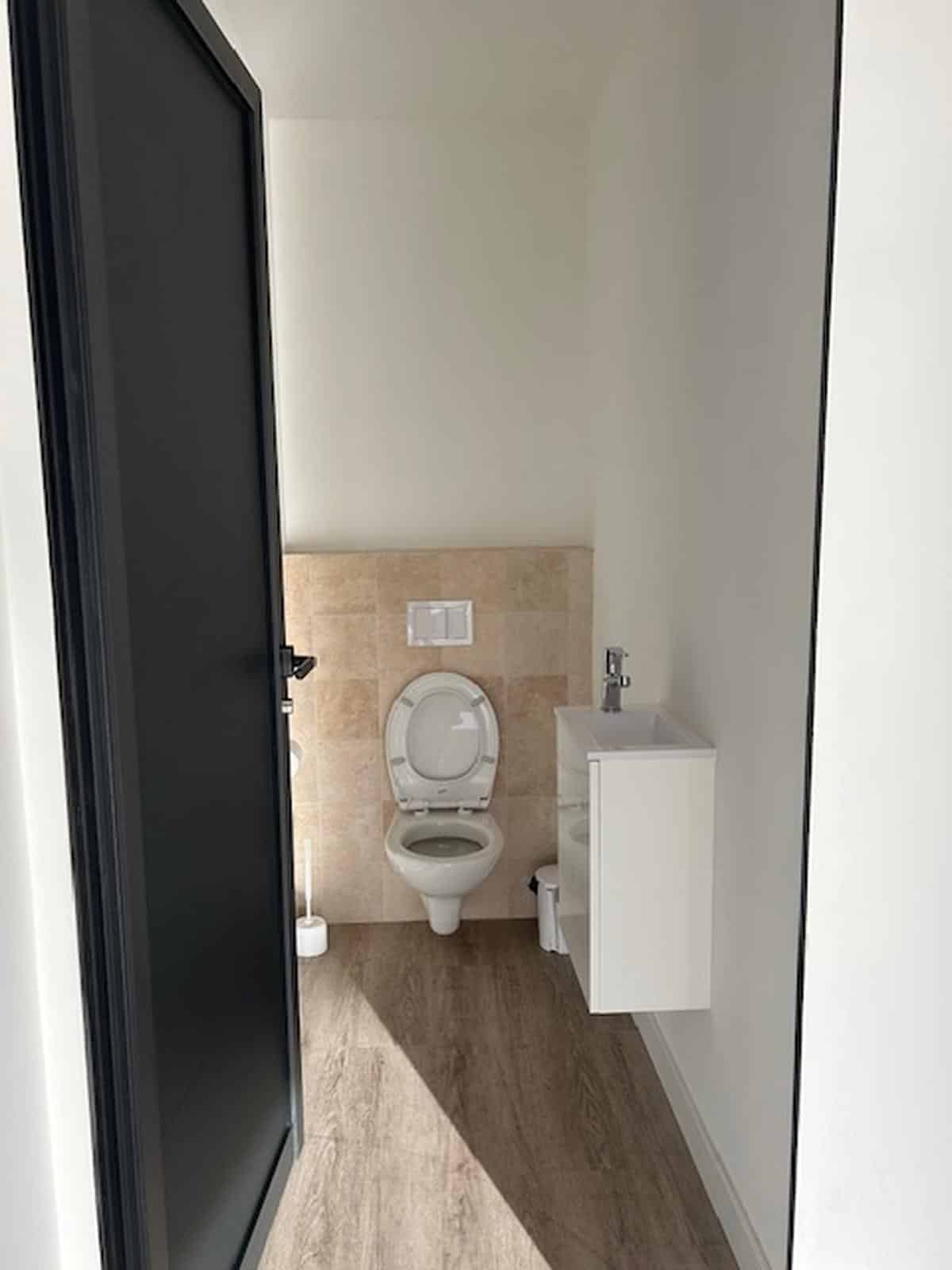 PELISSANNE – BUREAUX 120 M2 A LOUER