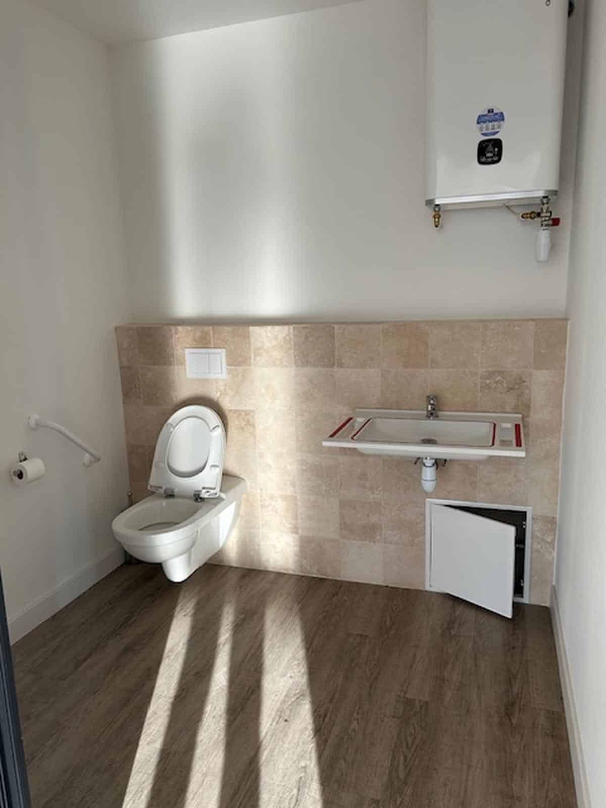 PELISSANNE – BUREAUX 120 M2 A LOUER