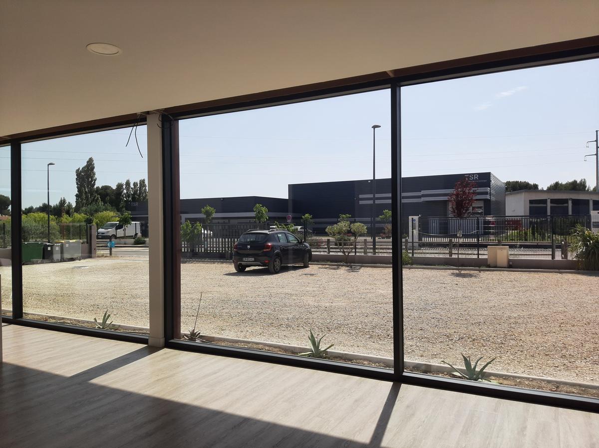 PELISSANNE – BUREAUX 120 M2 A LOUER