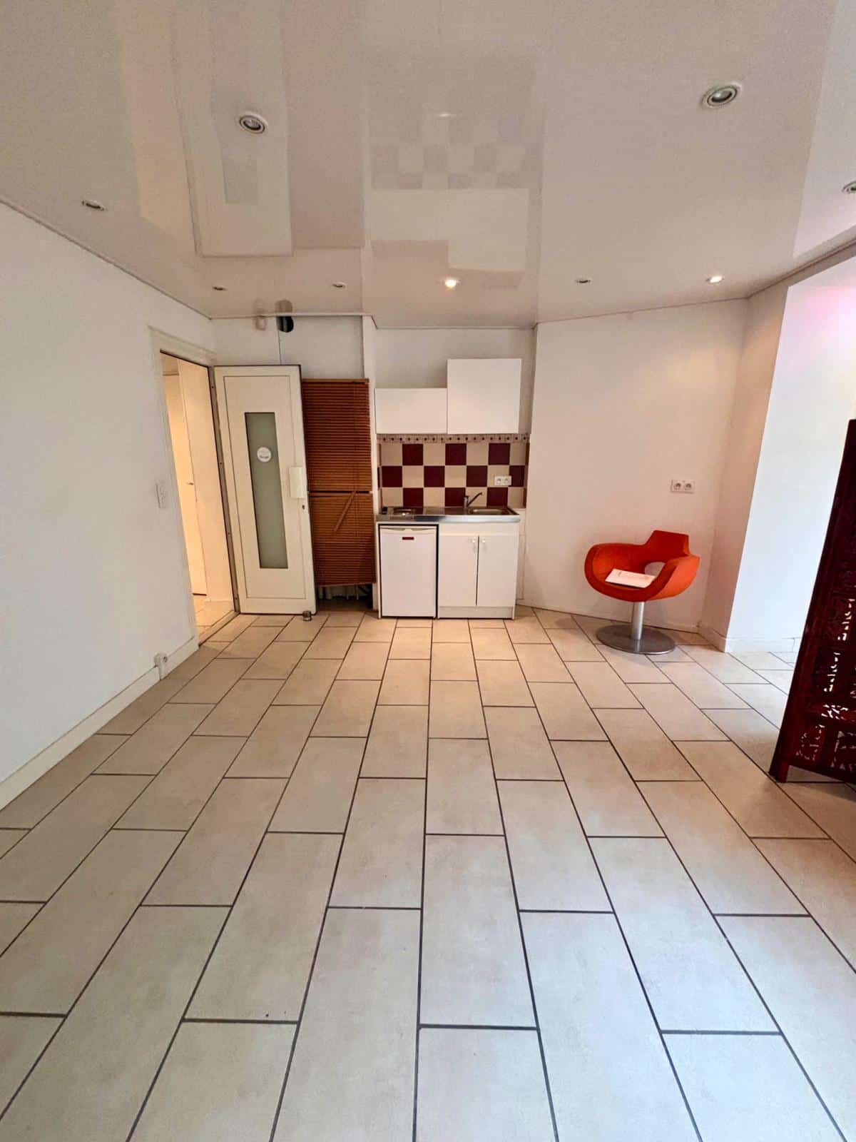 Professional premises for rent Avenue du Prado