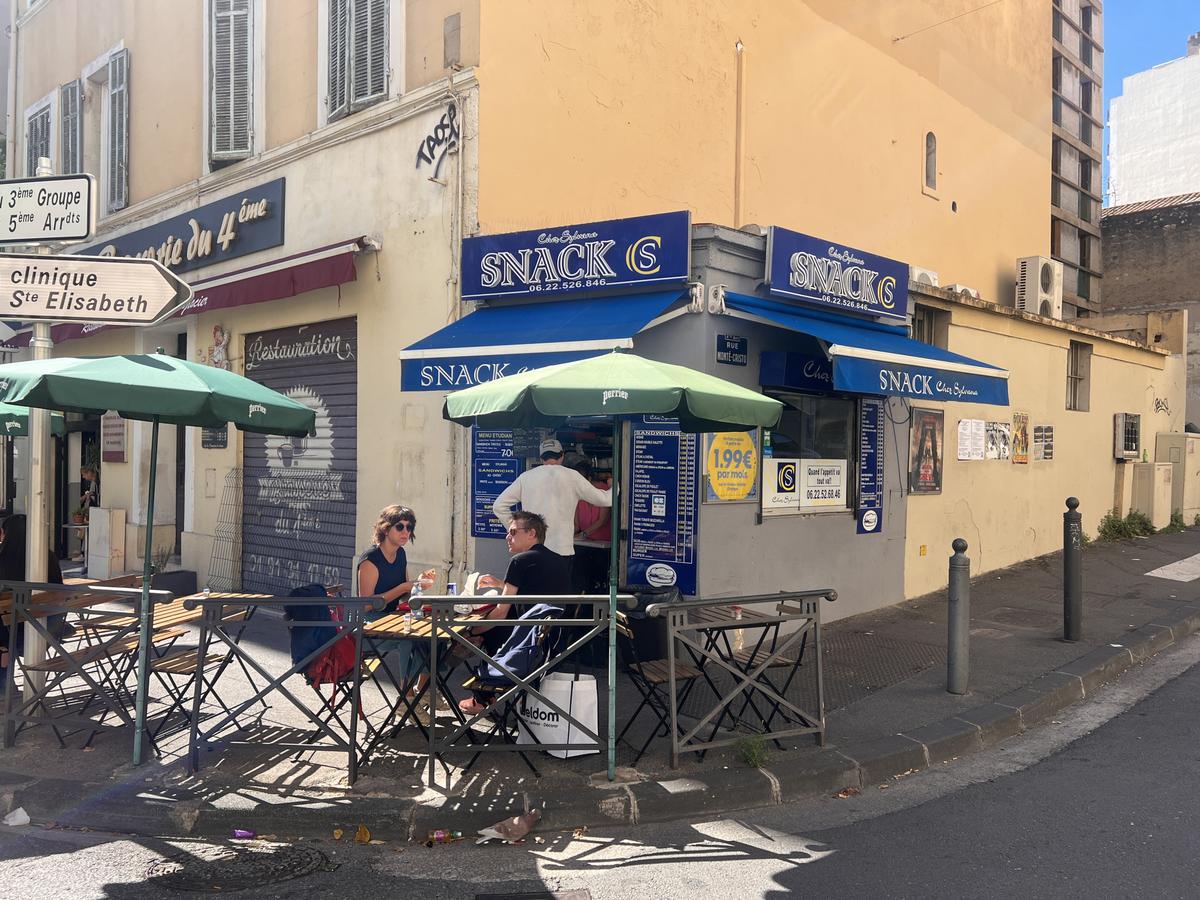 Snack   Marseille 5ème    Place Sébastopol