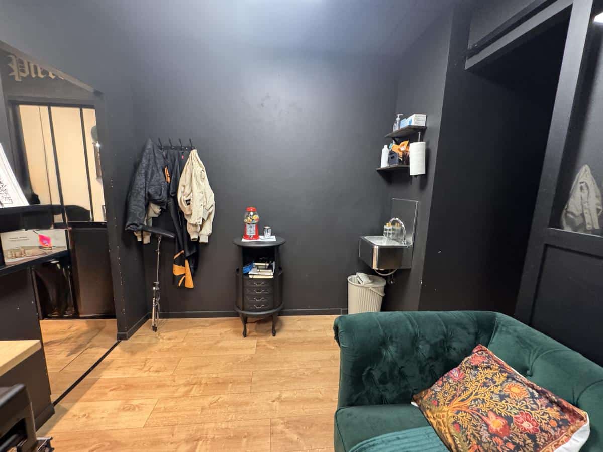 Local commercial – LA PLAINE