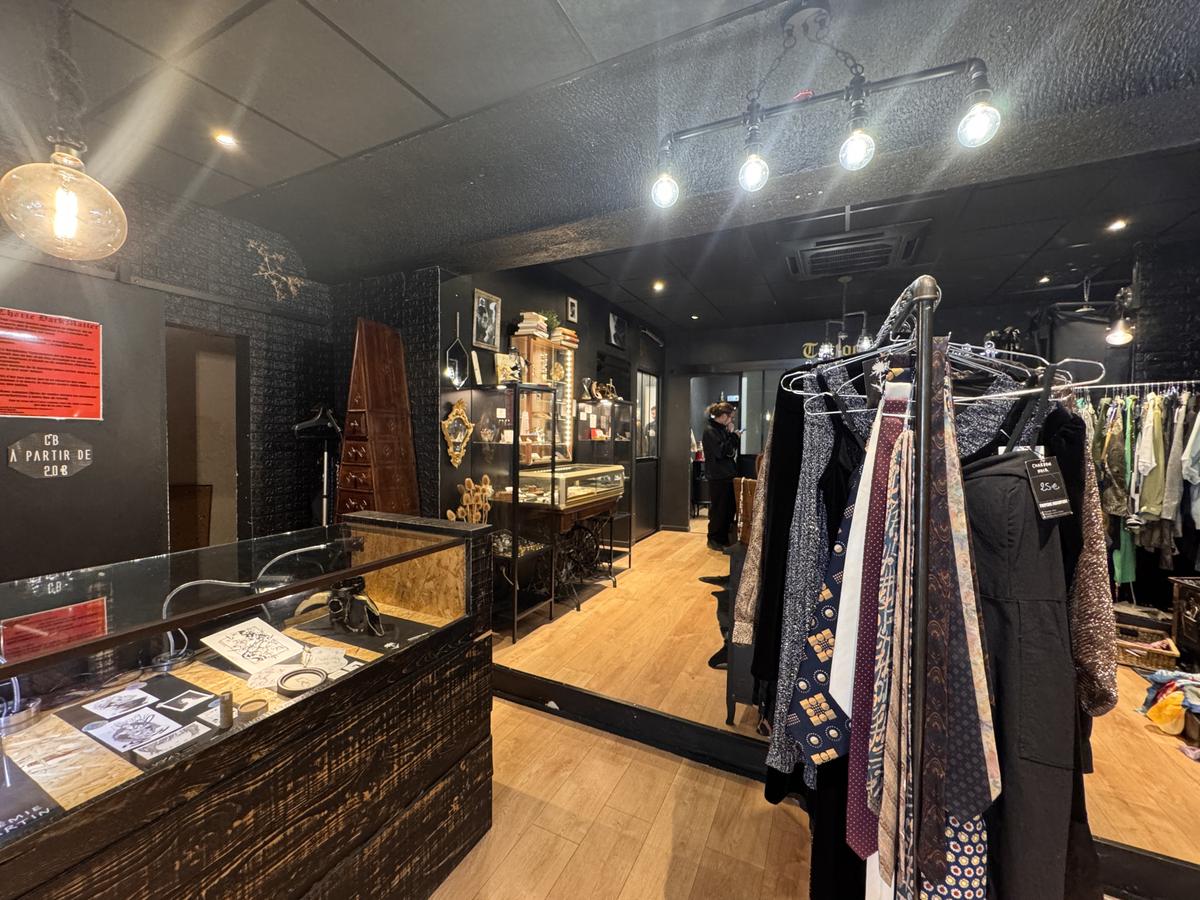 Local commercial – LA PLAINE