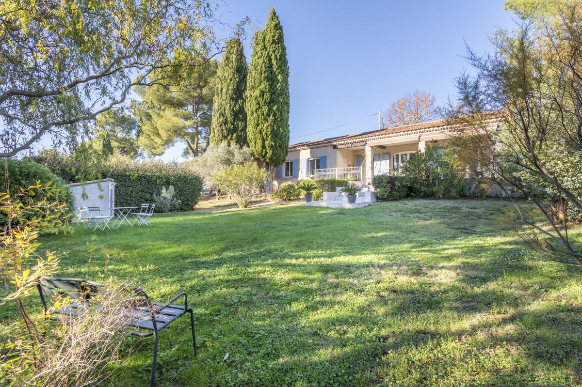 SIMAINE COUNTRY OF AIX