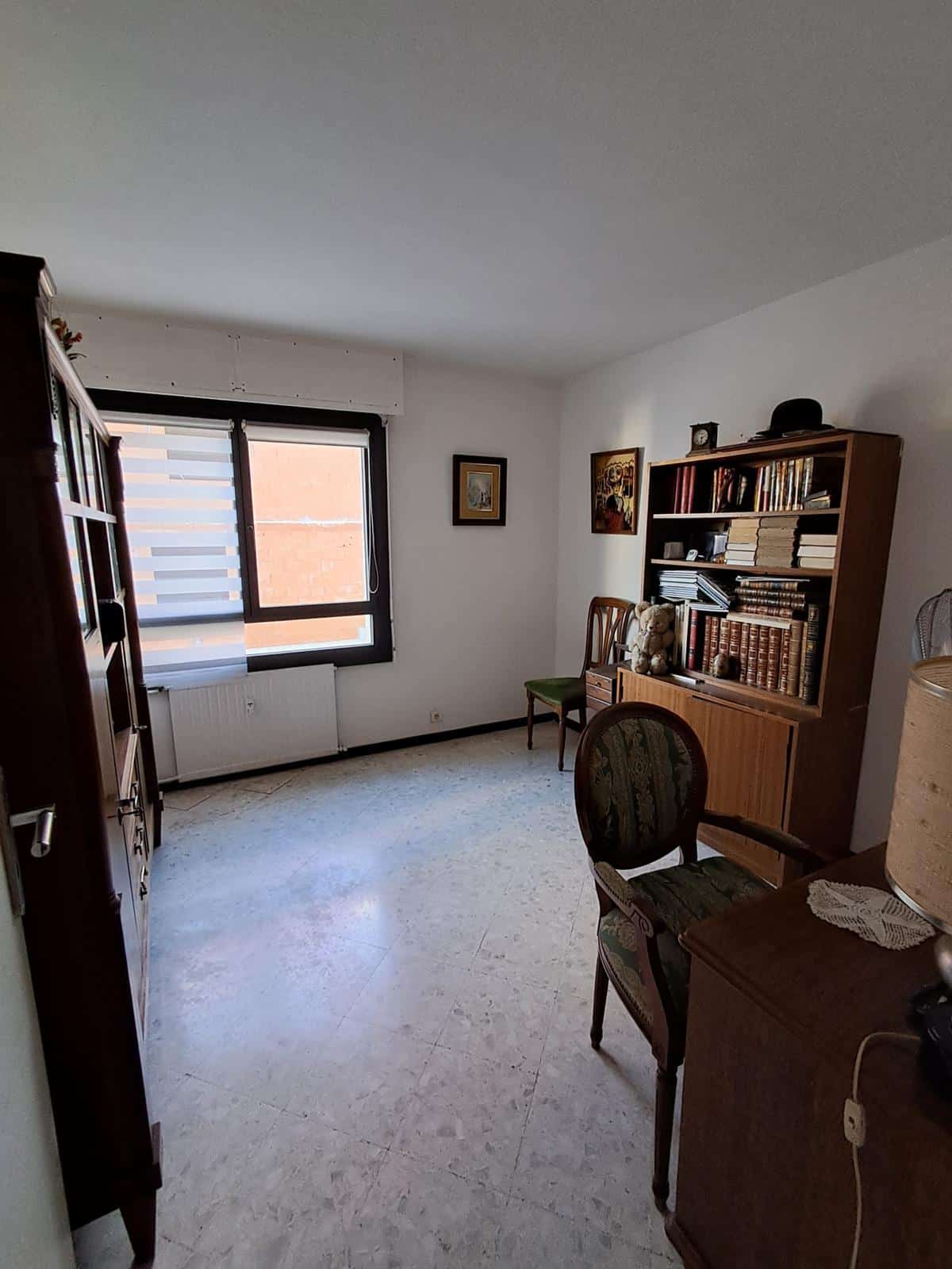 SPACIOUS AND BRIGHT T5 JEAN JAURES AREA – CADEREAU