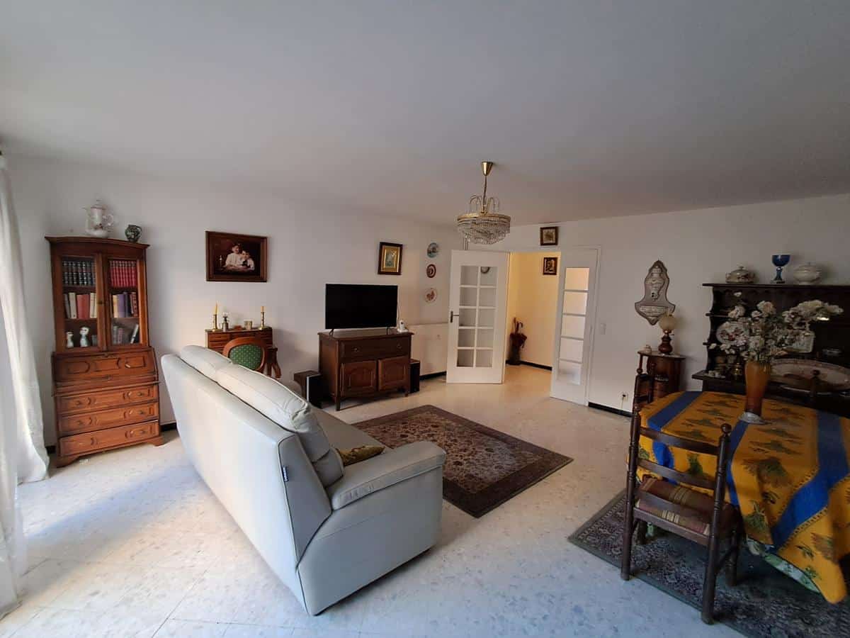 SPACIOUS AND BRIGHT T5 JEAN JAURES AREA - CADEREAU