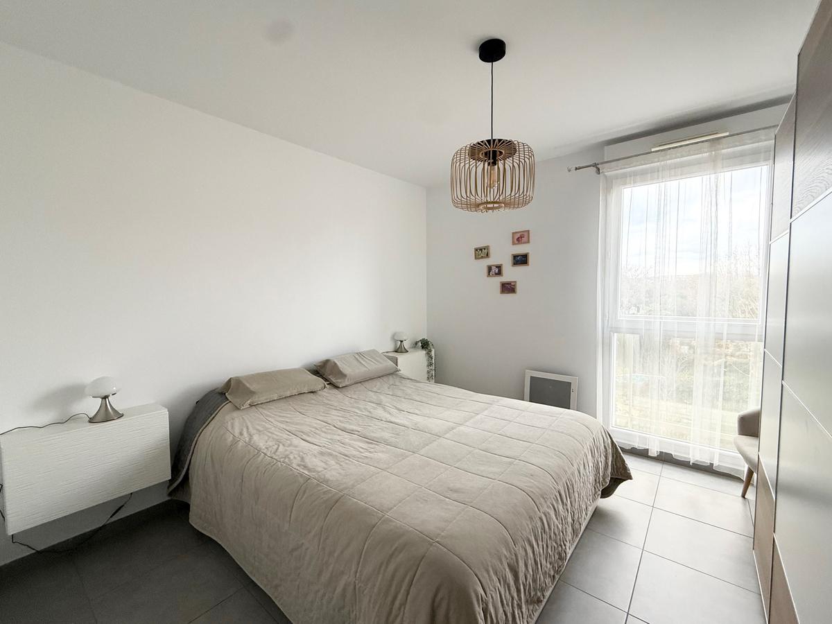 Type 3 de 63,50 m2 + terrasse de 12 m2 Marseile 9ème