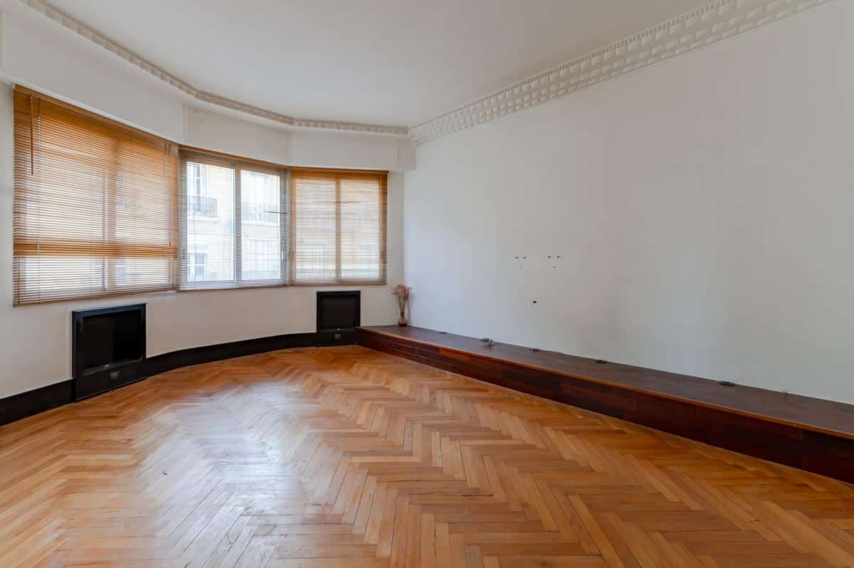 MARSEILLE 8TH ART DECO BUILDING MONTICELLI AREA PROVENCE