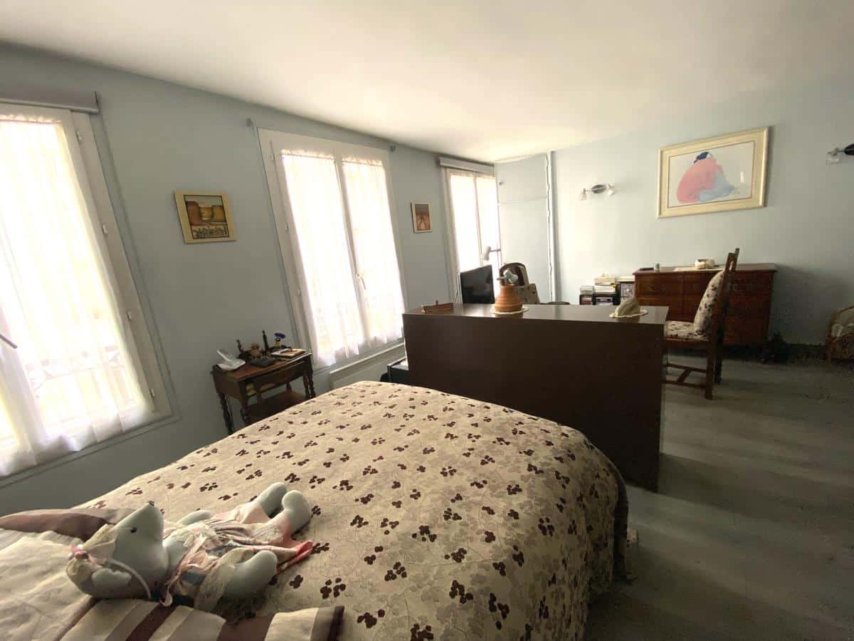 3ème ARTS ET METIERS/RUE DES GRAVILLIERS : GRAND STUDIO SUR