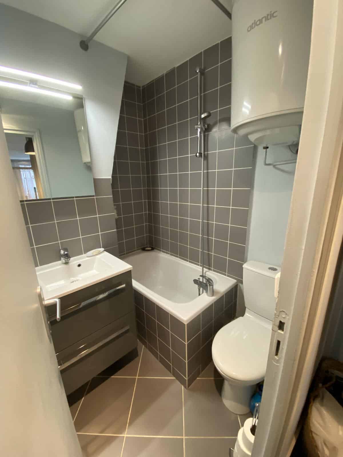 3ème ARTS ET METIERS/RUE DES GRAVILLIERS : GRAND STUDIO SUR