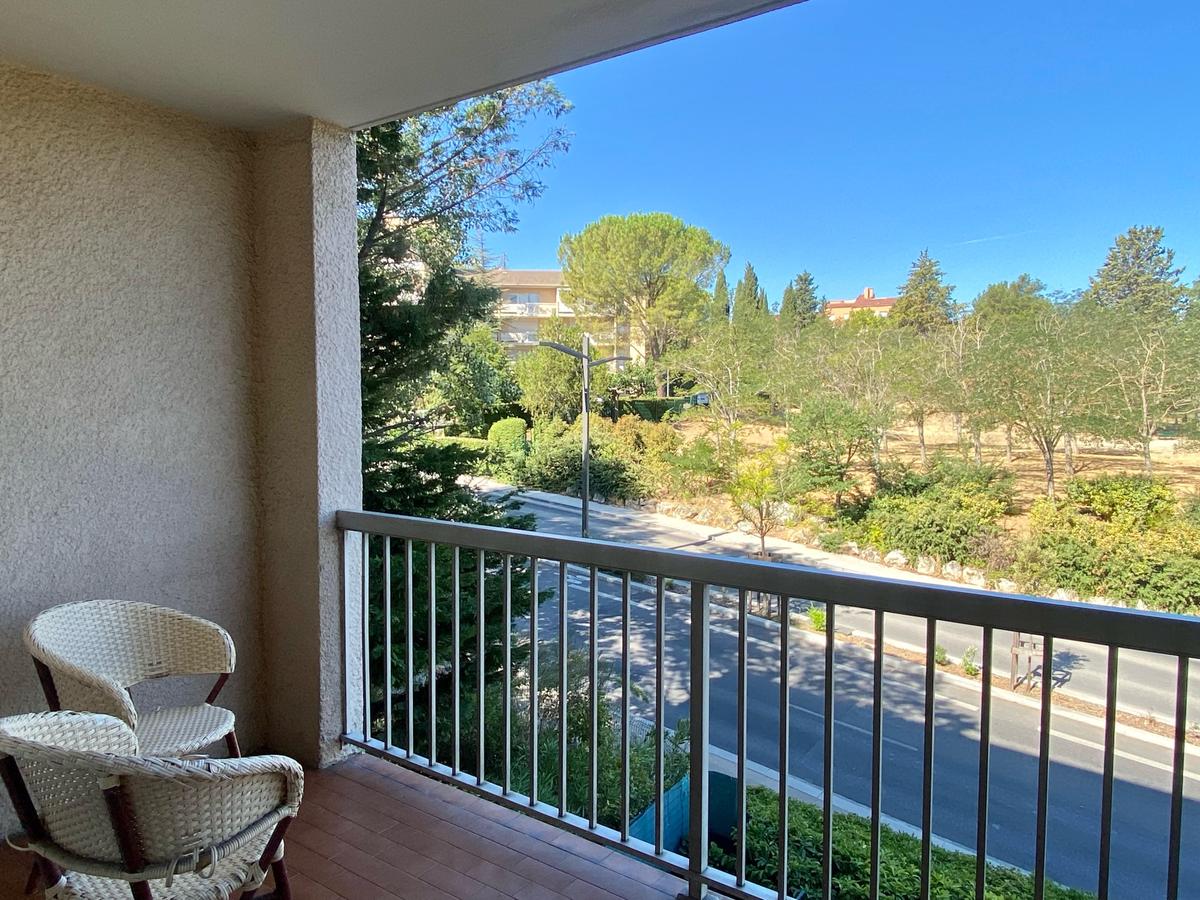 Type 2 en deuxième étage - Résidence Le super B...