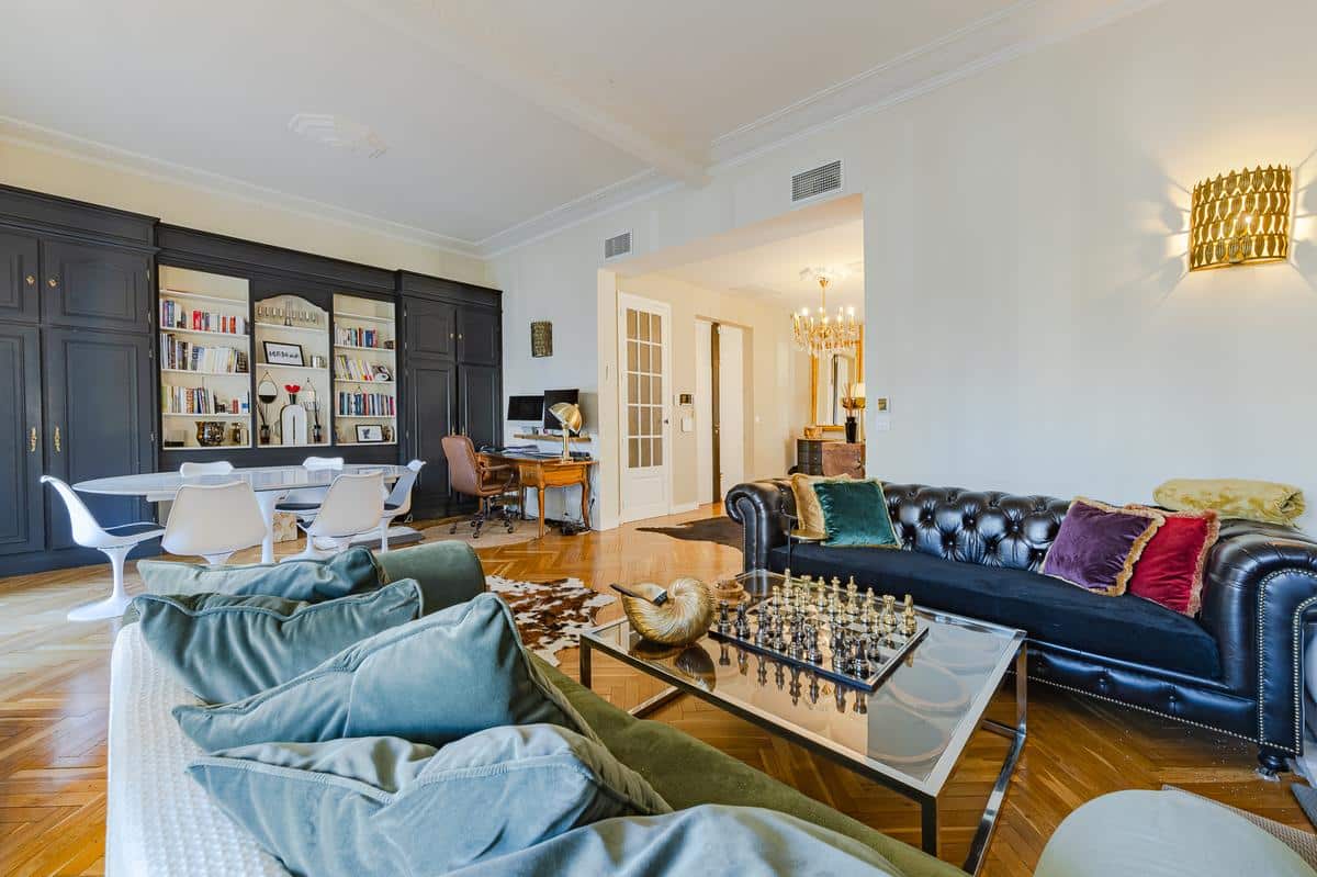 Type 3 de 109 m2 Marseille 8ème