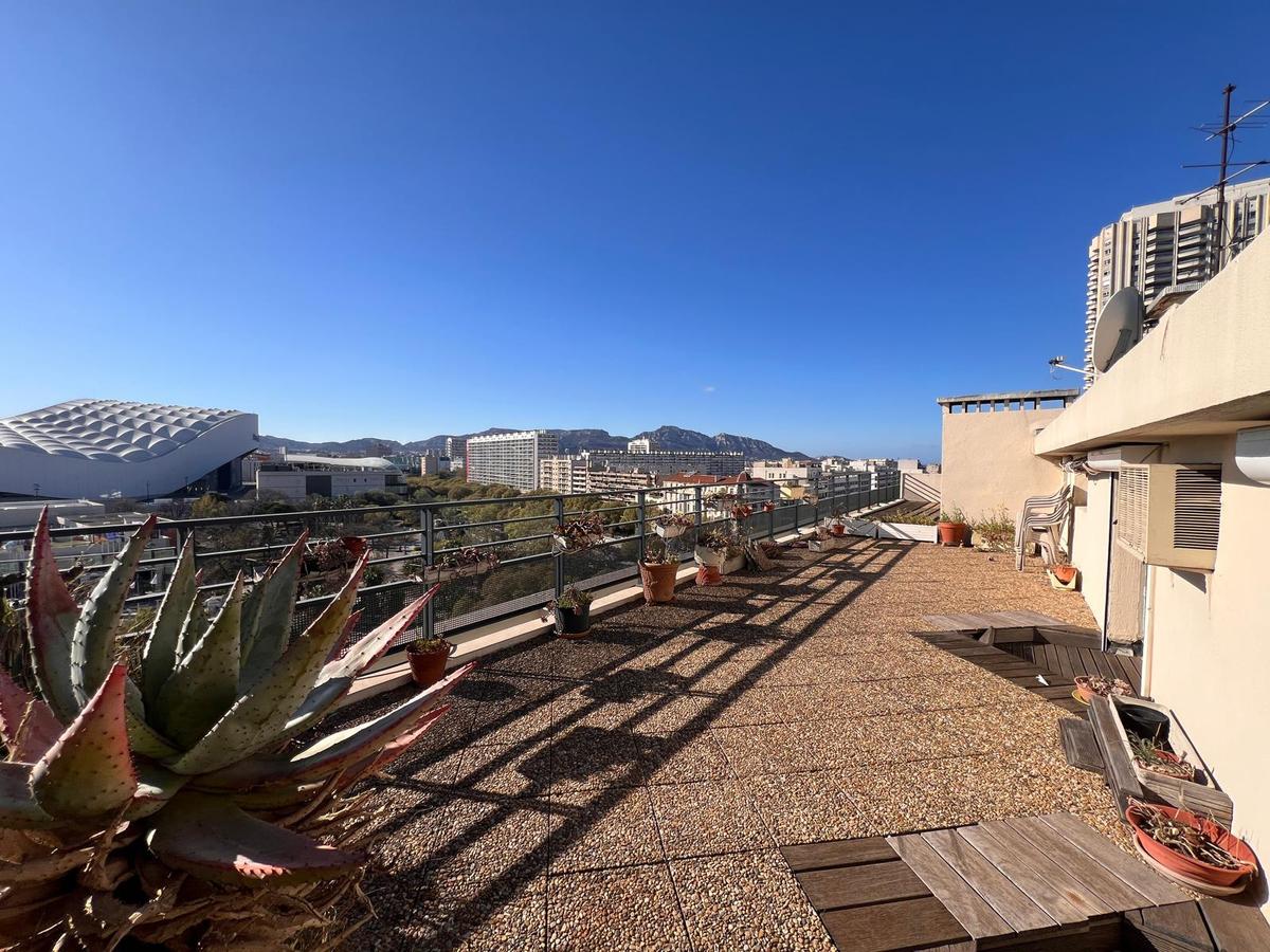 T4/5 DUPLEX AVEC BALCON ET ROOFTOP - ROND POINT DU...