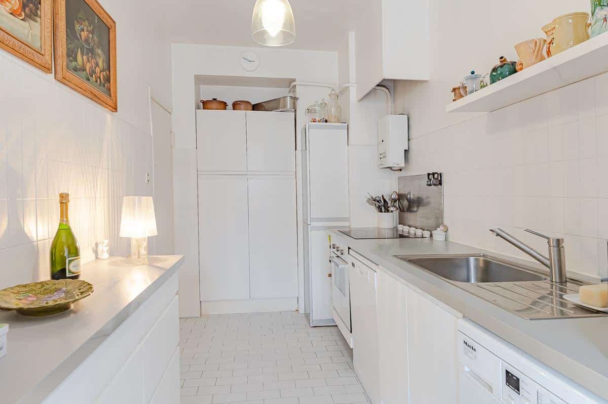 MARSEILLE 8EME T3 TERRASSE CARRE D’OR ST GINIEZ 388 500 EURO