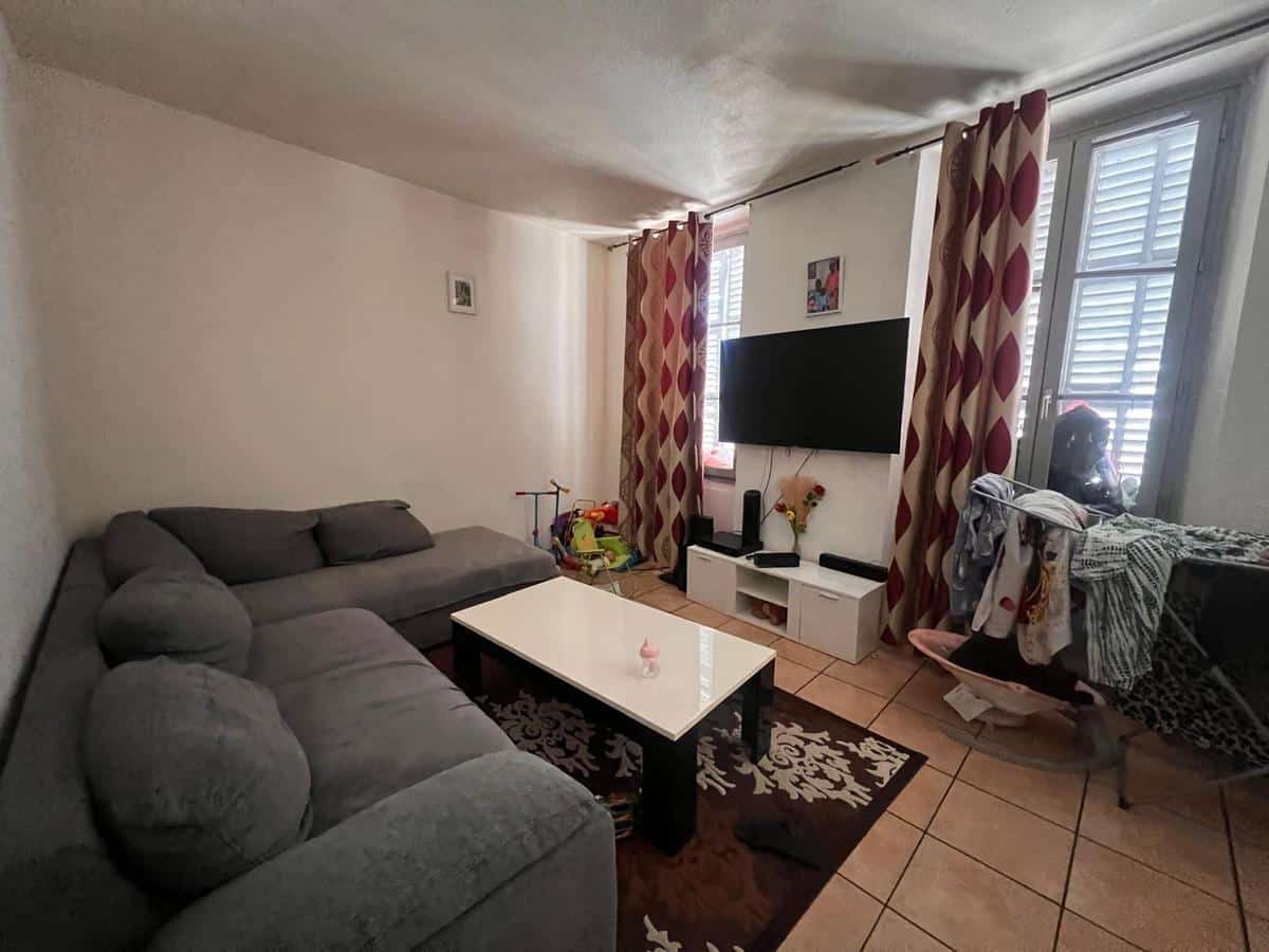 GRAND TYPE 2 – RUE SAINT THEODORE 13001 MARSEILLE