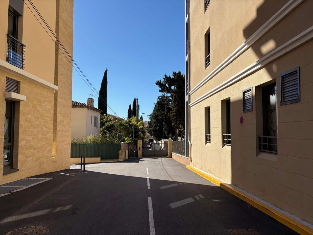 Aix-en-Provence – Garage fermé