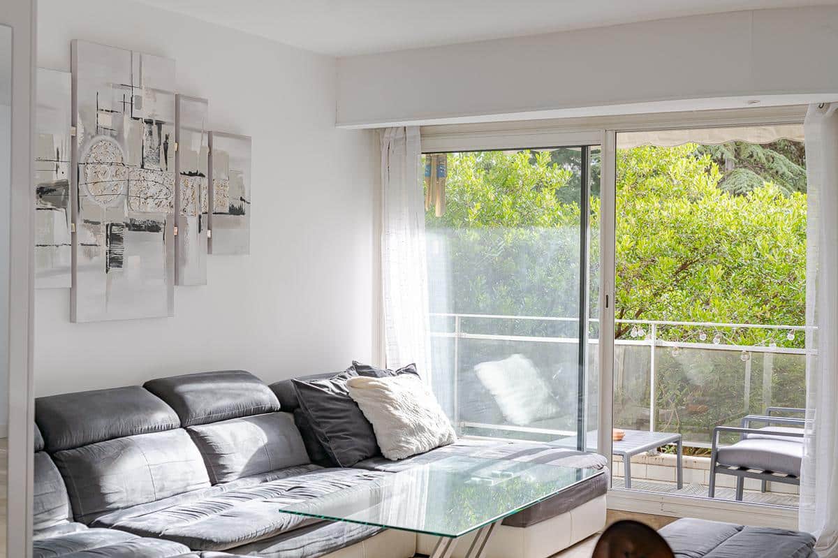 Type 4 de 114,65 m2 avec terrasse de 14,75 m2 Marseille 8ème