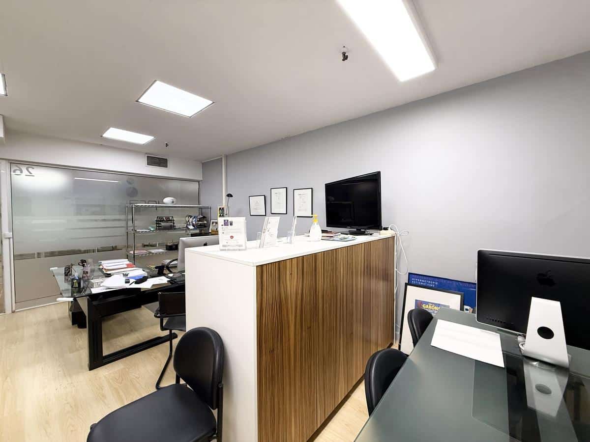 Local of 46 m2 Mermoz Marseille 8th