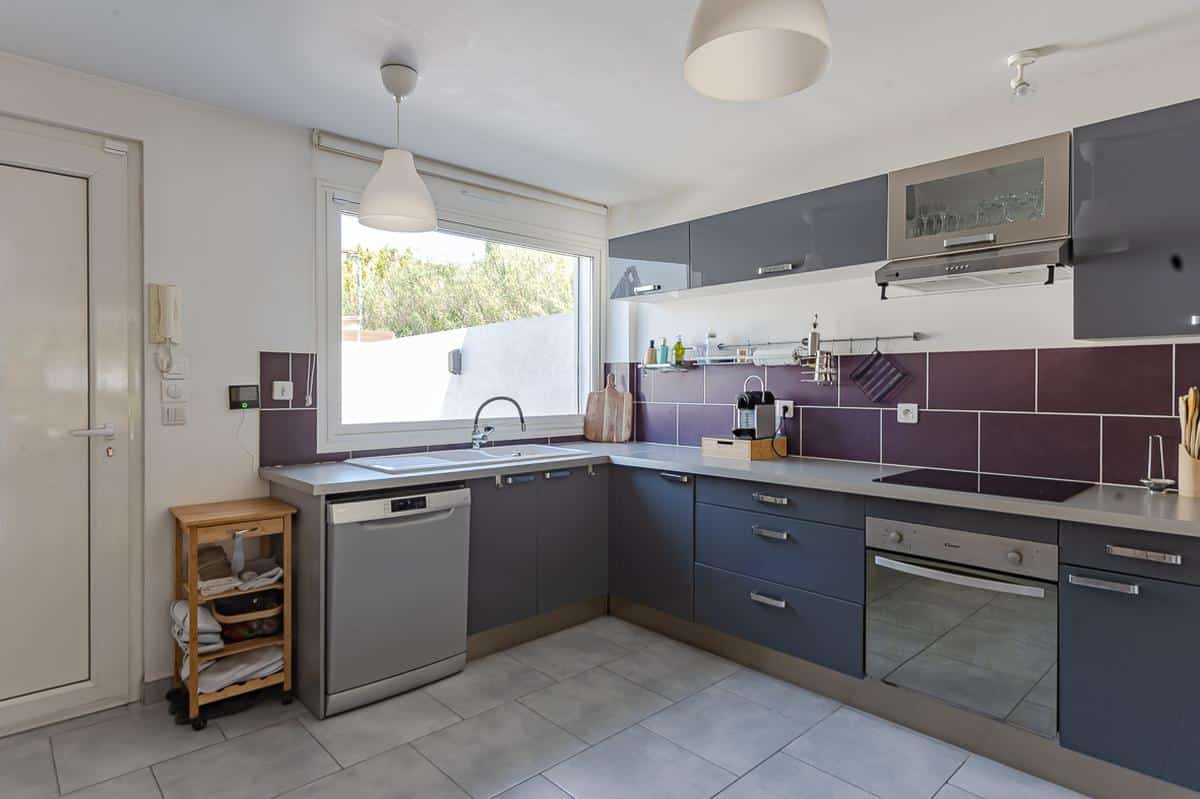 Maison de 105 m2 habitables + terrasse de 14 m2 13011 Marsei