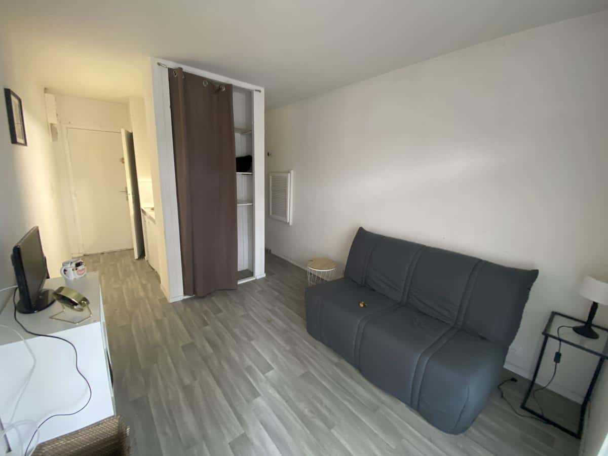 Studio apartment in Résidence la Parade, ground floor