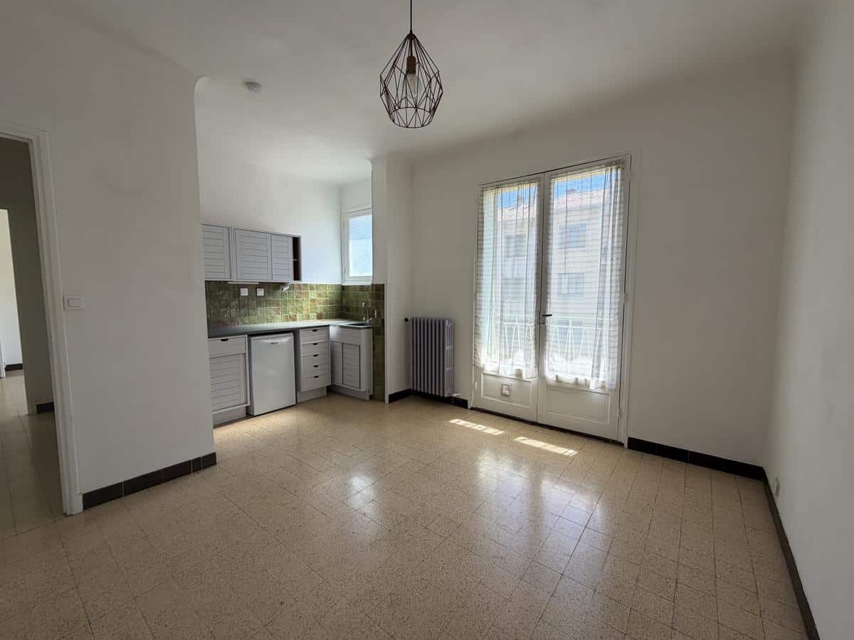 T2 de 44.65m2 + 2 balcons + Cave- 5 Avenue Maurice BLONDEL