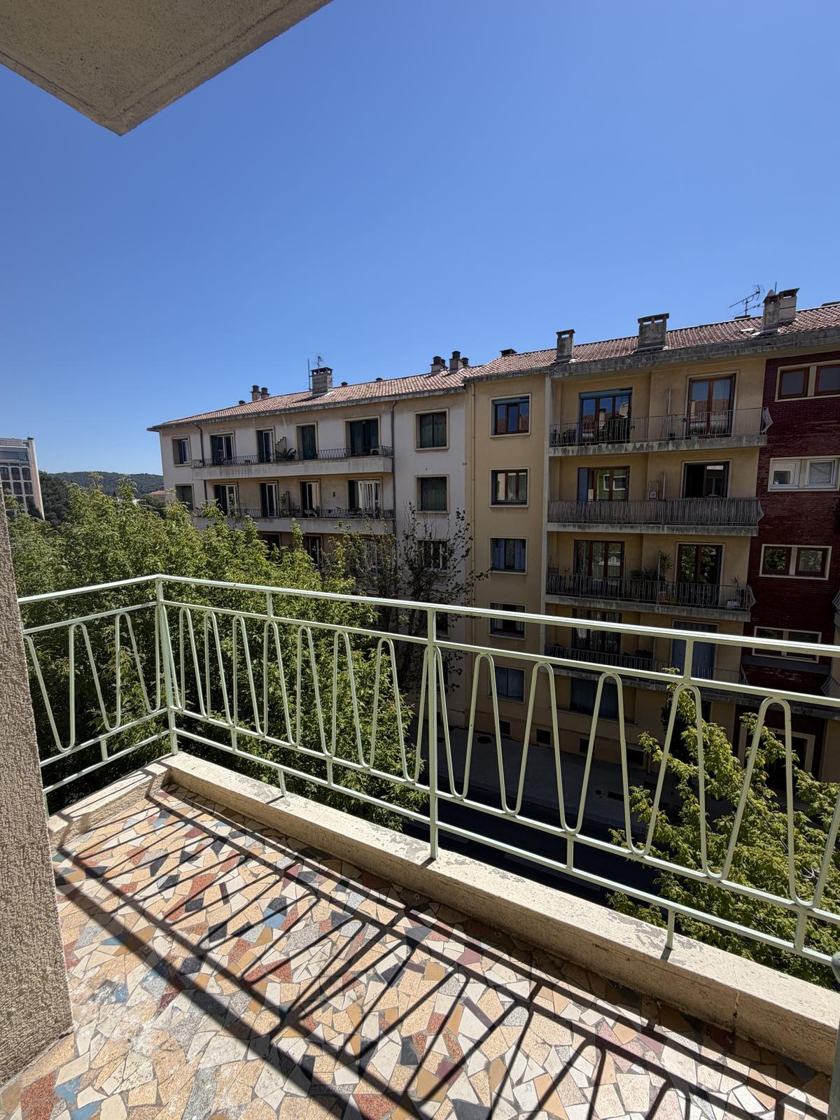 T2 de 44.65m2 + 2 balcons + Cave- 5 Avenue Maurice BLONDEL