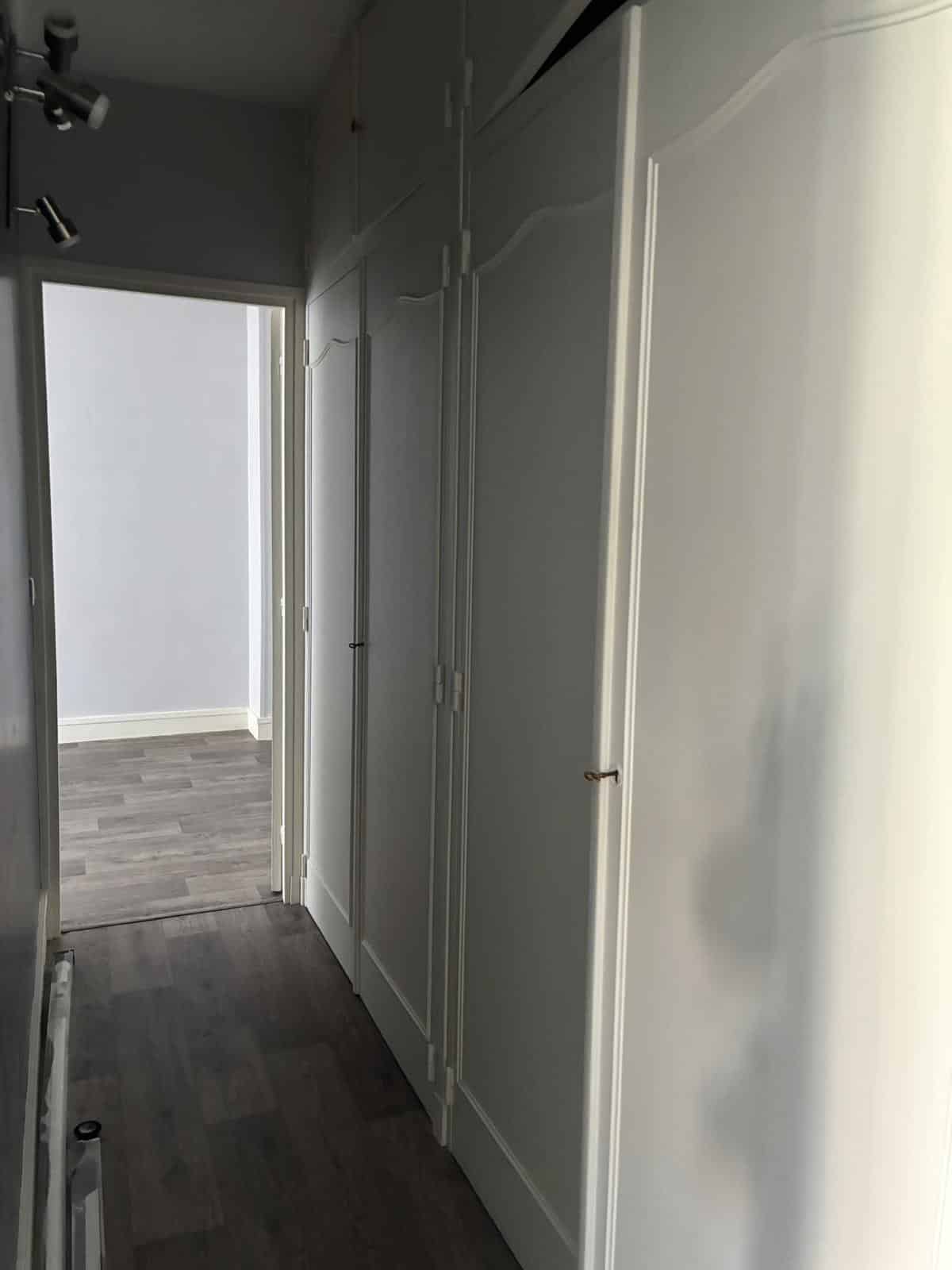 15th district LOURMEL / RUE LECOURBE: 2/3 room apartment for rent