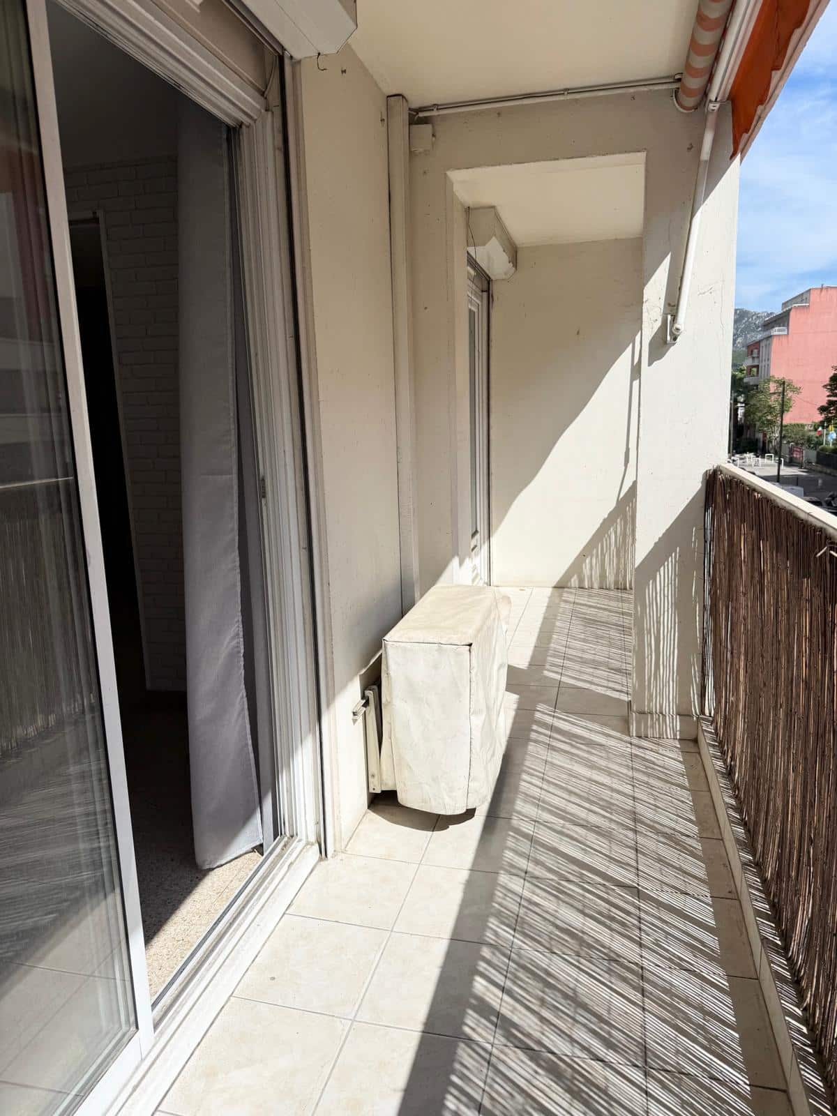 Type 3/4 of 80 m2 Marseille 10th