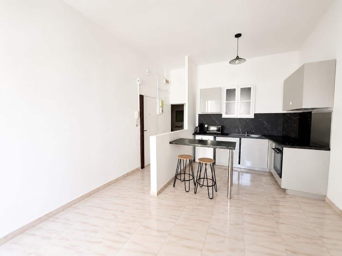 Type 2 of 40 m2 Marseille 2nd