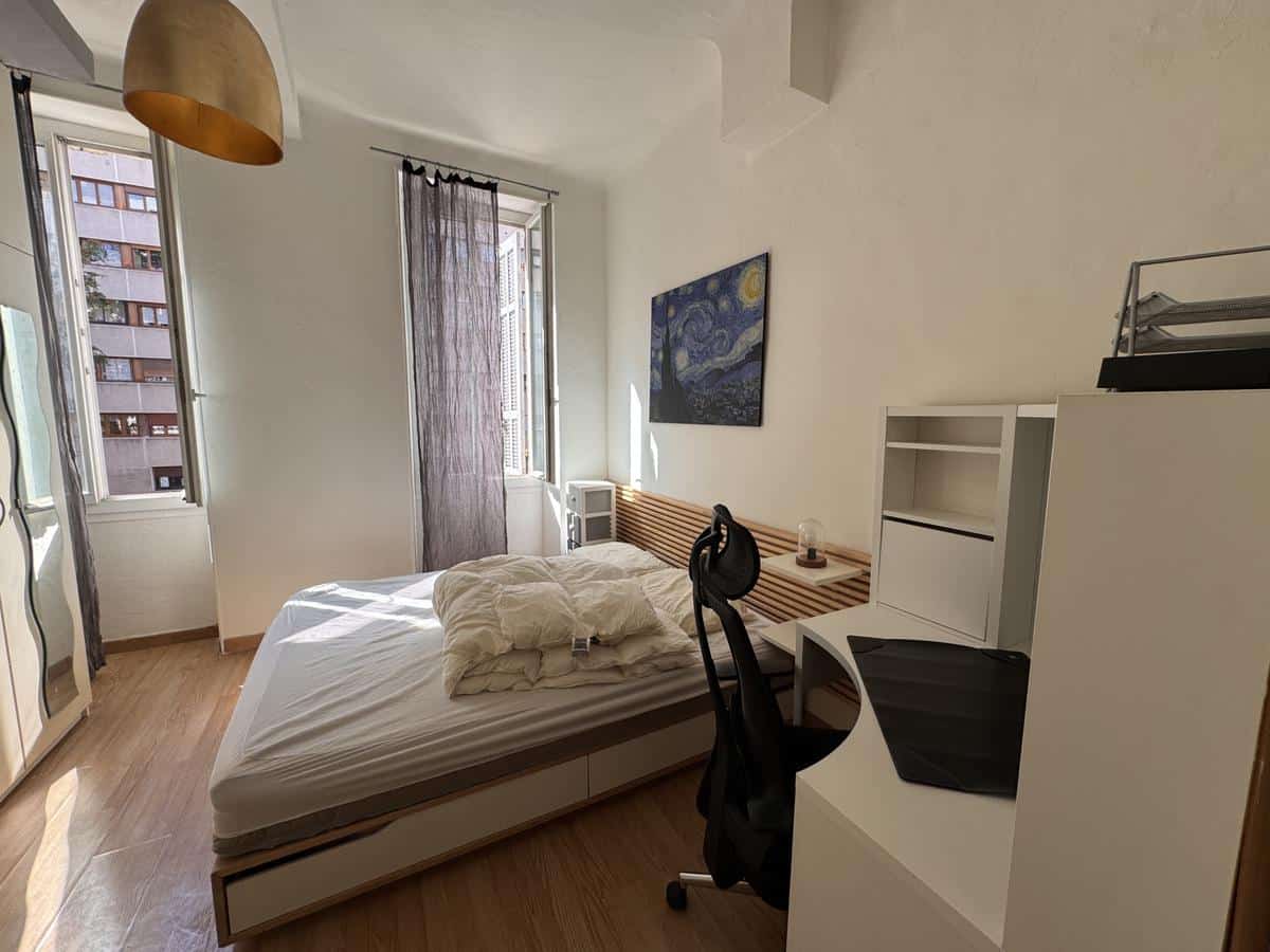 TYPE 2 MEUBLE – PROXIMITE CASTELLANE – AV DE DE TOULON