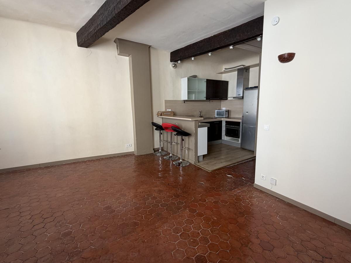 T2 – 51 M2 – 5 rue de la Couronne
