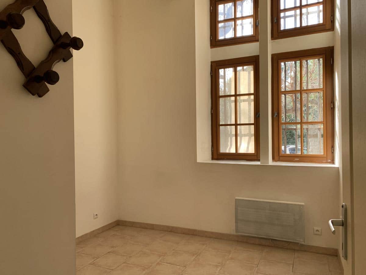 T3 with garden on the ground floor in VITROLLES