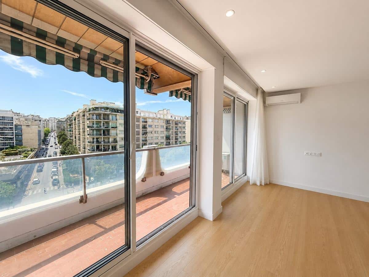 Type 2 of 40.50 m2 Marseille 8th