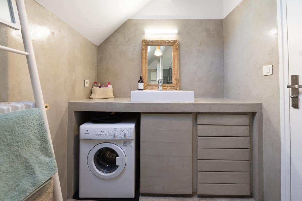 MARSEILLE 8TH PERIER T2 TOP FLOOR QUIET