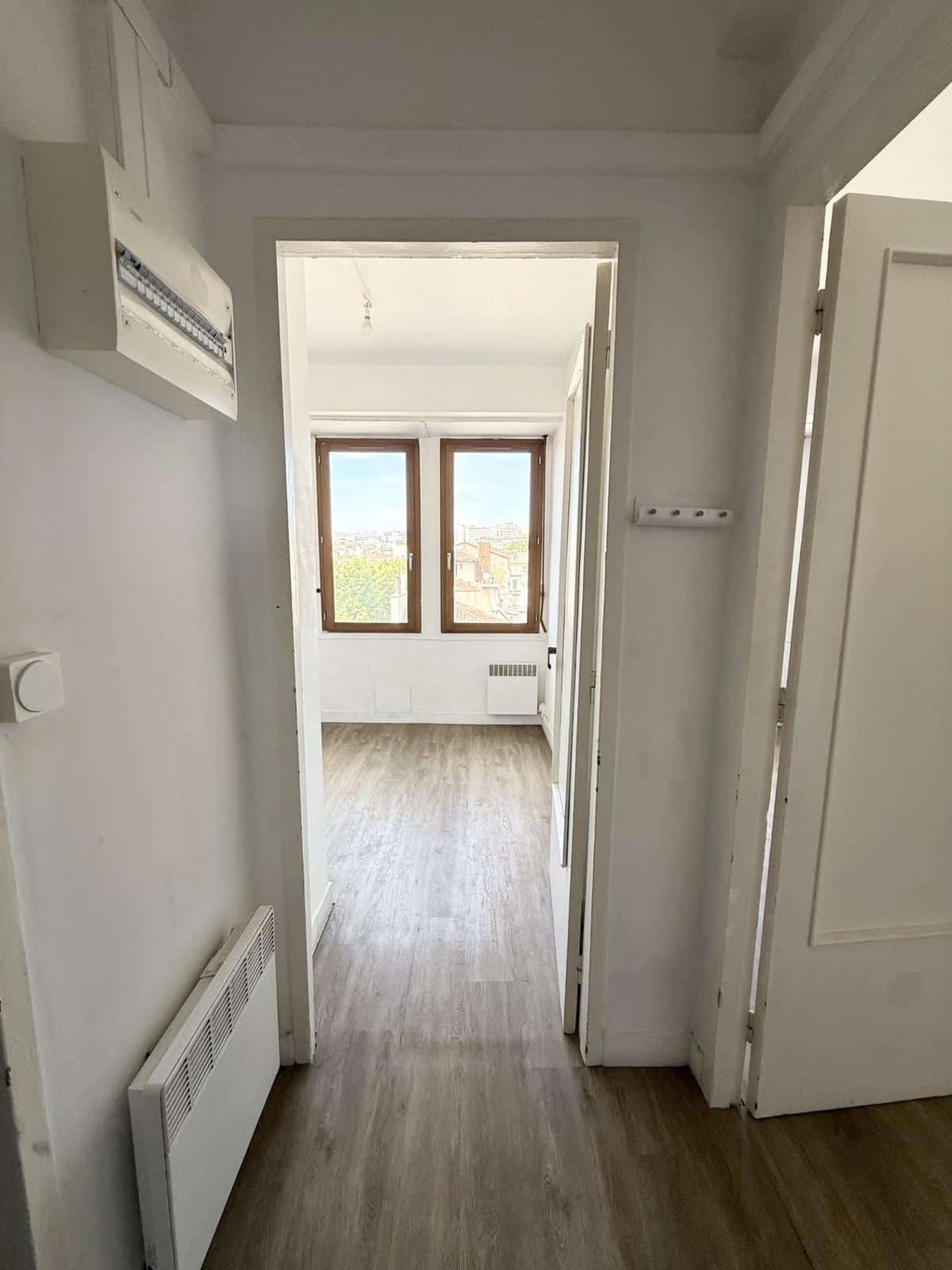 Type 1 de 34 m2 Marseille 1er